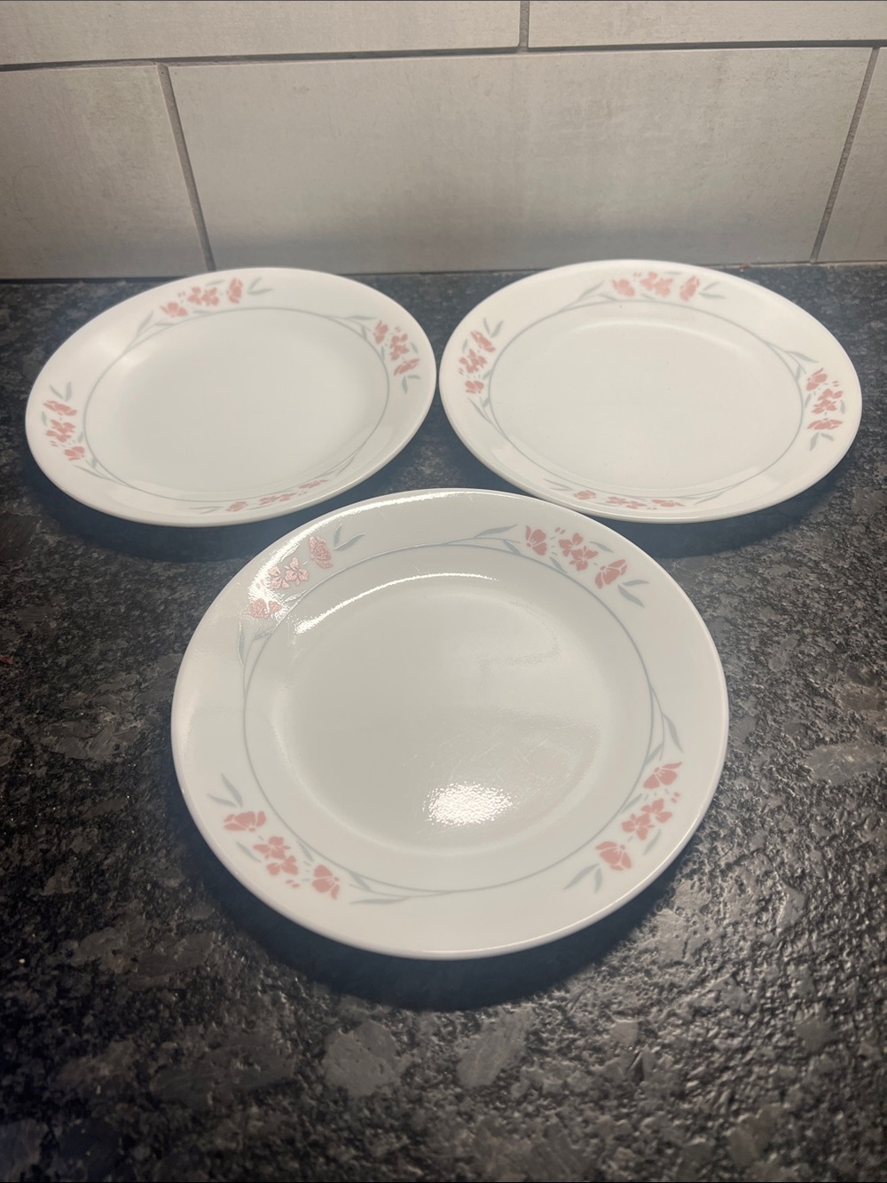 Corelle SILK BLOSSOMS. set of 3 salad/dessert plates. Exc condition